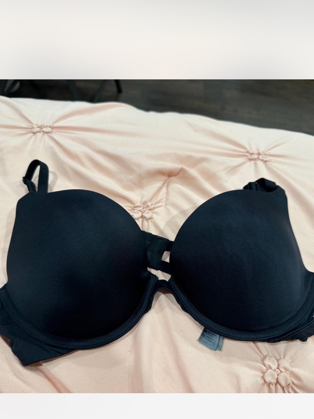 Savage X Fenty Black Push-Up Bra - Smooth Molded Cups